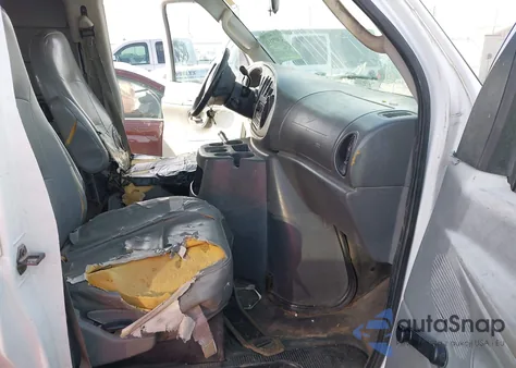 2005 Ford E-150 Commercial/Recreational from USA, damaged, VIN 1FTRE14W65HA11770